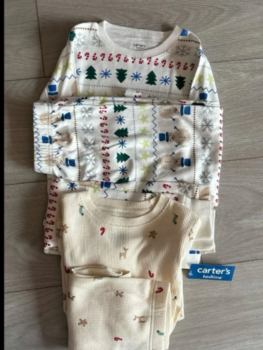 Bundle: 2 Kids Holiday Pajama Sets 4T – NWT – Carter’s + Holiday Print